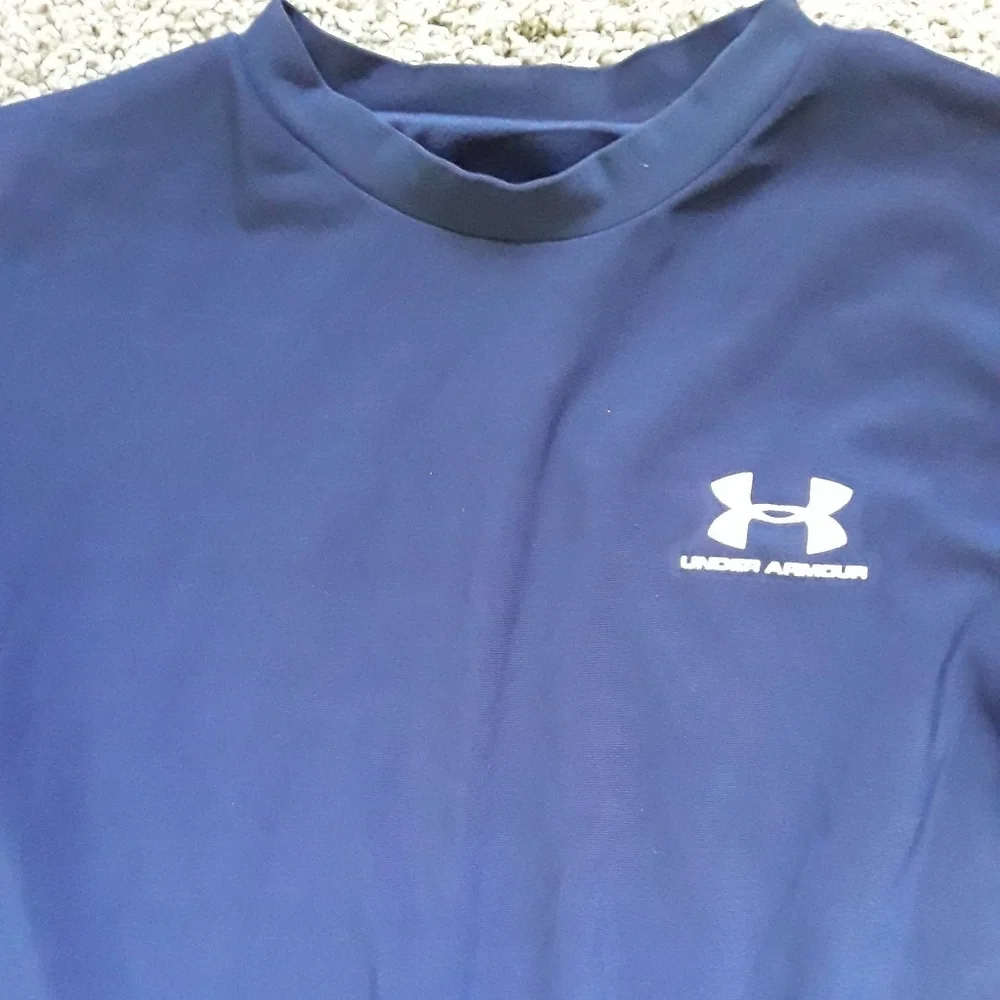 Under Armour shirts long sleeve blue boy size YLG